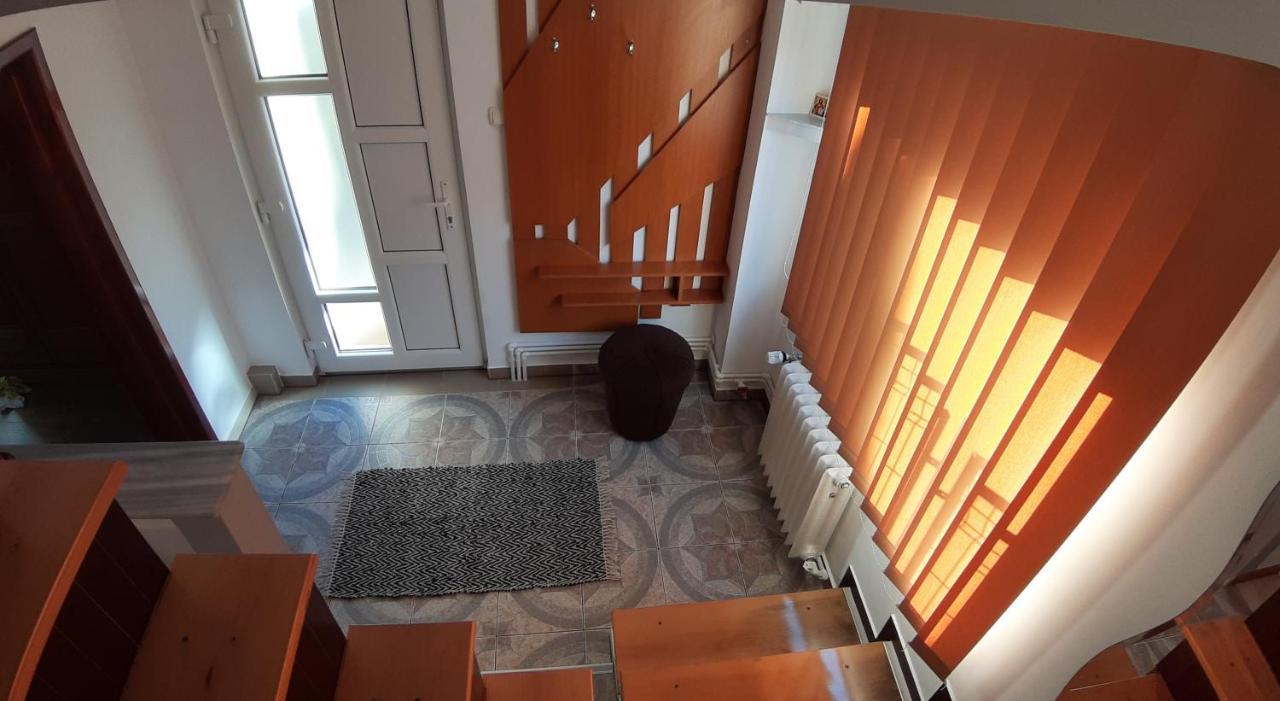 Casa Ultracentral Suceava 빌라 외부 사진
